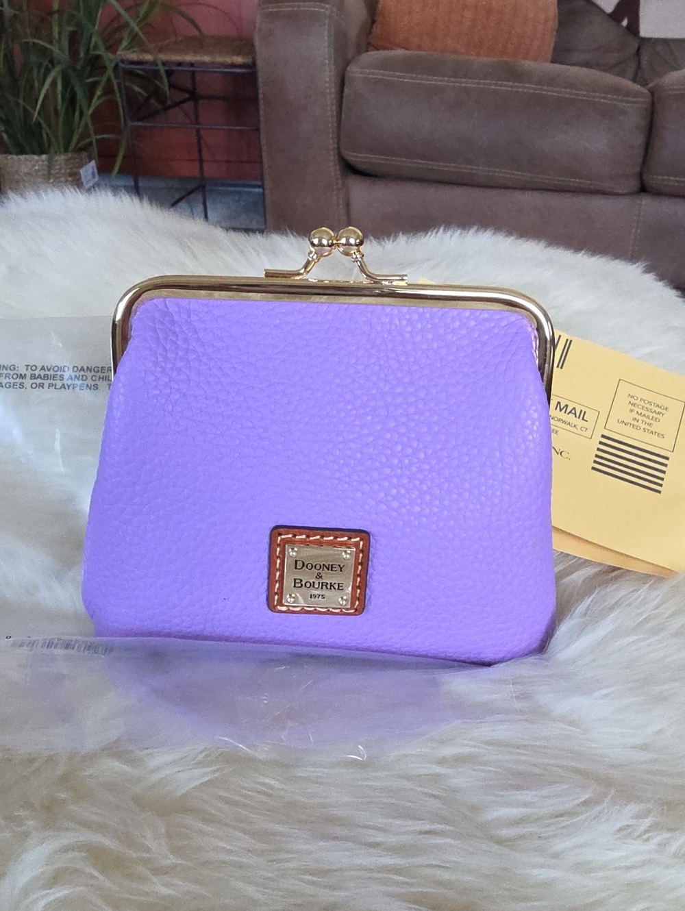 Beautiful NWT Dooney & Bourke Lilac Pebbled Leather Kiss-lock Wallet 💜🎁💛 - Picture 13 of 16